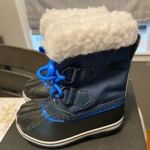 NEW Sorel Boy’s Yoot Pac Waterproof Snow Boots